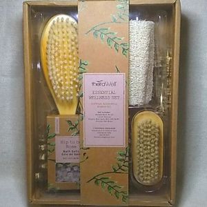 TheraWell Essential Wellness Exfoliating Gift Set